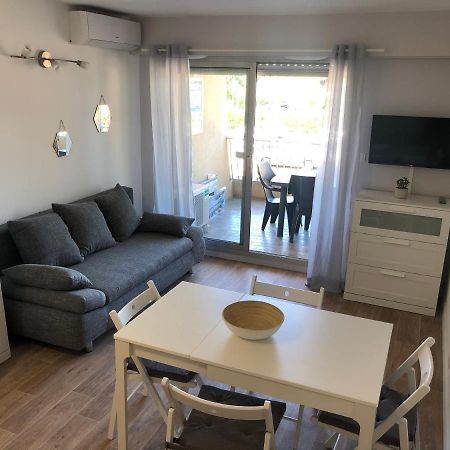 Studio Port De Hyeres Proche Des Plages Exterior photo